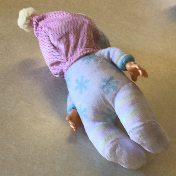 2 Cry Babies Tiny Cuddles - Picture 3 of 9